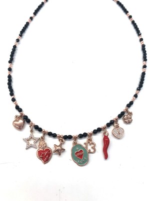 collana con pietre naturli ematite e ciondoli 